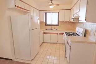 15741 Thomas Ln, Oak Forest, IL 60452 - Photo 3