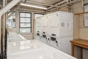 4880 N Marine Dr, Chicago, IL 60640 - Photo 21