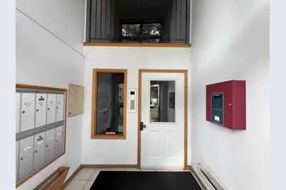 10278 Southwest Highway #2C, Chicago Ridge, IL 60415 - Photo 5