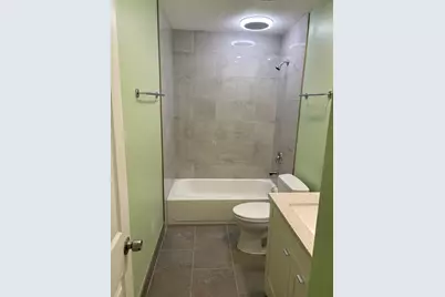 235 Washington Square #C, Elk Grove Village, IL 60007 - Photo 11