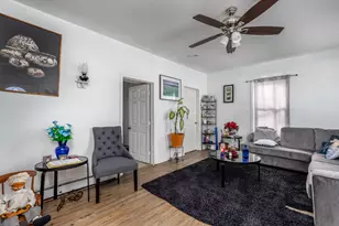 415 N Sycamore St, Somonauk, IL 60552 - Photo 3