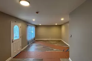 17620 Winston Dr, Country Club Hills, IL 60478 - Photo 5