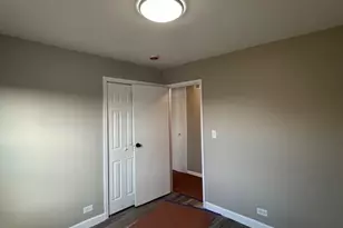 17620 Winston Dr, Country Club Hills, IL 60478 - Photo 11