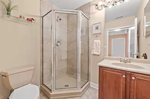 211 E Ohio St, Chicago, IL 60611 - Photo 17