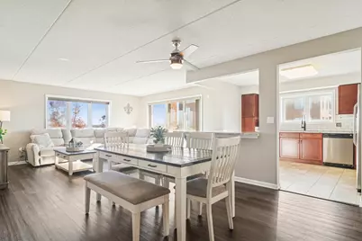 390 S Western Avenue #511, Des Plaines, IL 60016 - Photo 3