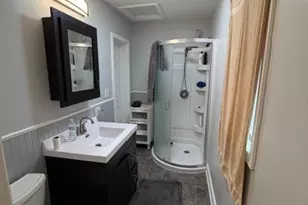 229 S Edison Ave, Elgin, IL 60123 - Photo 15