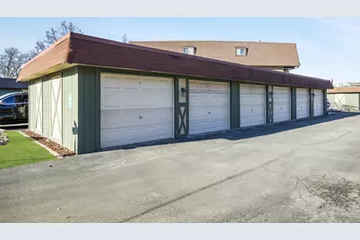 11133 East Road #E, Palos Hills, IL 60465 - Photo 21