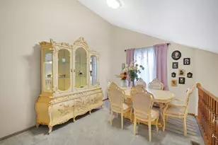 1400 Berta Dr, Crest Hill, IL 60403 - Photo 11