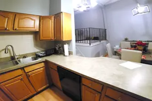 8820 Plainfield Rd, Brookfield, IL 60513 - Photo 11