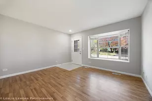 313 Cromwell Ct, Westmont, IL 60559 - Photo 3