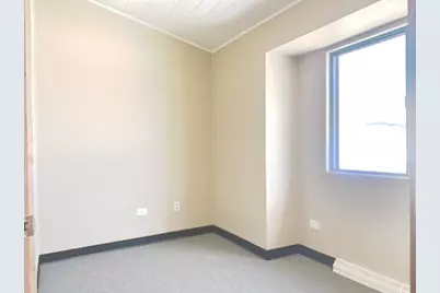 [Address not provided], West Dundee, IL 60118 - Photo 9