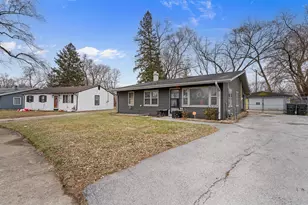 15319 Cherry Ln, Markham, IL 60428 - Photo 1