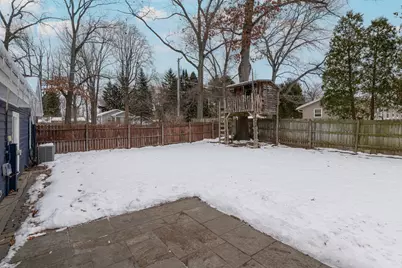 39285 N Garnett Avenue, Beach Park, IL 60099 - Photo 23