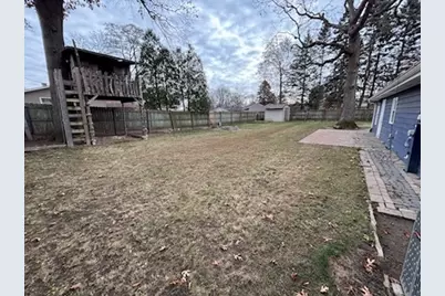 39285 N Garnett Avenue, Beach Park, IL 60099 - Photo 25