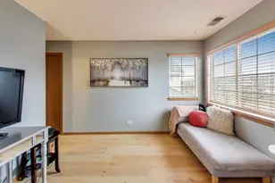 1052 Ripple Dr, Darien, IL 60561 - Photo 19