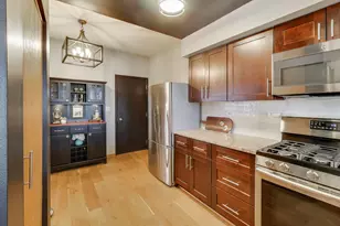 1052 Ripple Dr, Darien, IL 60561 - Photo 5