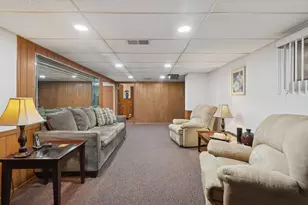 826 Brown Ave, Evanston, IL 60202 - Photo 19