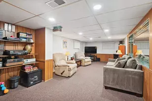 826 Brown Ave, Evanston, IL 60202 - Photo 17