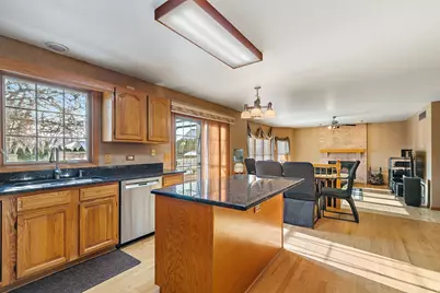 2051 Carlisle Street, Algonquin, IL 60102 - Photo 7