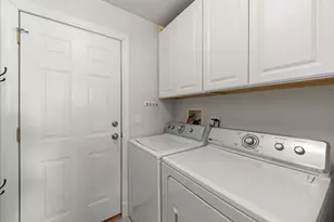687 Springwood Dr, Joliet, IL 60431 - Photo 13