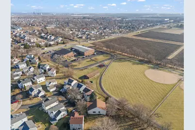 687 Springwood Drive, Joliet, IL 60431 - Photo 27