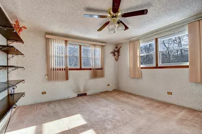 8950 S 85th Court, Hickory Hills, IL 60457 - Photo 19