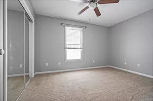 1107 Bull St, Normal, IL 61761 - Photo 33