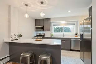 606 Ridge Rd, Wilmette, IL 60091 - Photo 3