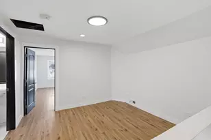 8942 S Aberdeen St, Chicago, IL 60620 - Photo 13