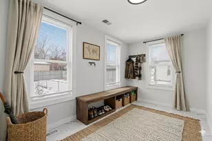 8942 S Aberdeen St, Chicago, IL 60620 - Photo 17