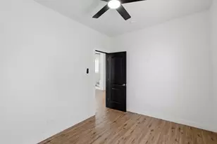 8942 S Aberdeen St, Chicago, IL 60620 - Photo 23