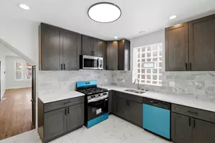 8942 S Aberdeen St, Chicago, IL 60620 - Photo 9