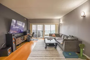 4625 W Lawrence Ave, Chicago, IL 60630 - Photo 3