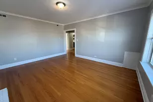 2140 S Clarence Ave, Berwyn, IL 60402 - Photo 3