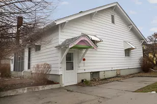 221 E Grove St, Utica, IL 61373 - Photo 23