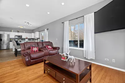 3701 Blue Ridge Drive, Carpentersville, IL 60110 - Photo 5