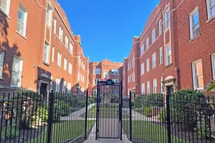 1348 W Estes Ave, Chicago, IL 60626 - Photo 1