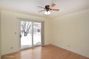 691 Canyon Ln, Elgin, IL 60123 - Photo 7