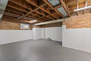 9646 S Harding Ave, Evergreen Park, IL 60805 - Photo 29