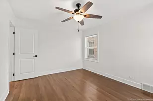 9646 S Harding Ave, Evergreen Park, IL 60805 - Photo 19