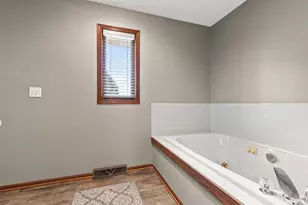 3275 Hoffman Ct, Cherry Valley, IL 61016 - Photo 17