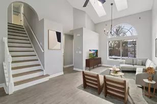 145 W Honeysuckle Dr, Round Lake Beach, IL 60073 - Photo 5