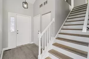 145 W Honeysuckle Dr, Round Lake Beach, IL 60073 - Photo 3