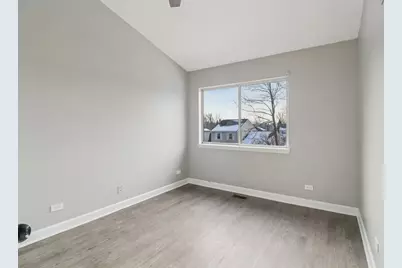 145 W Honeysuckle Drive, Round Lake Beach, IL 60073 - Photo 25