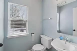 145 W Honeysuckle Dr, Round Lake Beach, IL 60073 - Photo 17