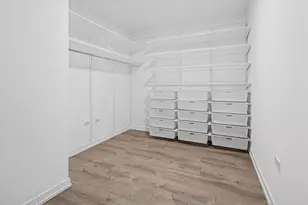 235 W Van Buren St, Chicago, IL 60607 - Photo 15