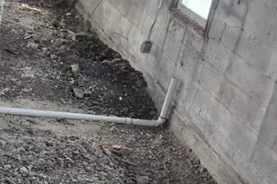 13719 S Spaulding Ave, Robbins, IL 60472 - Photo 11