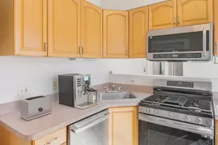 6712 S Ridgeland Ave, Chicago, IL 60649 - Photo 9