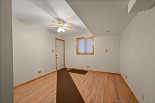 15755 Ridgeland Ave, Oak Forest, IL 60452 - Photo 13