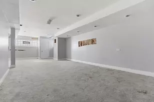 8145 S Euclid Ave, Chicago, IL 60617 - Photo 19